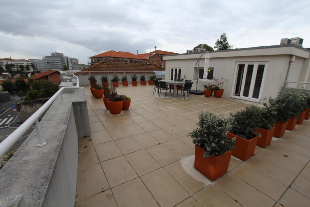 Opo.Apt - Art Deco Apartments In Oporto'S Center Buitenkant foto